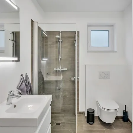 Seeblume By Interhome Lembruch