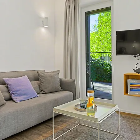 Seeblume By Interhome * Lembruch